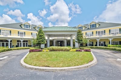 Exterior view of Colliers at Clearwater facility entrance