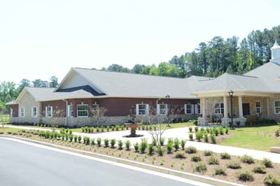 Exterior view of the Reserve at Towne Lake facility