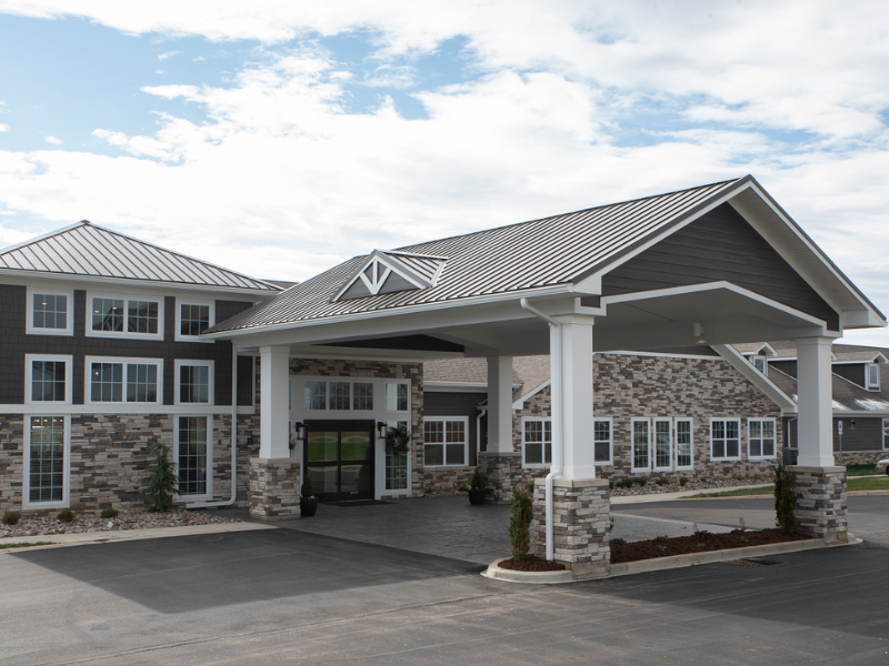 Front entrance of The Willows at Harrodsburg