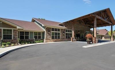 Exterior view of Cedarhurst of Canton building entrance