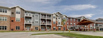 Exterior view of Meadowview of Johnston facility