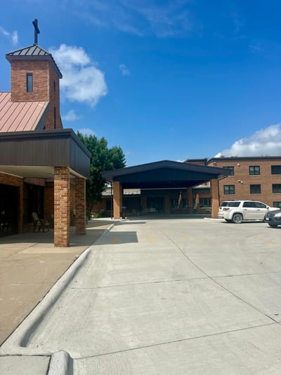 Exterior view of Pleasantview Assisted Living facility