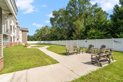 Outdoor seating area with lawn at Meadowview of Johnston