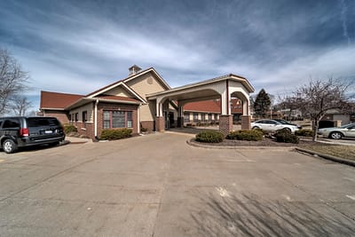 Front entrance of Charter Memory Care of Moline facility