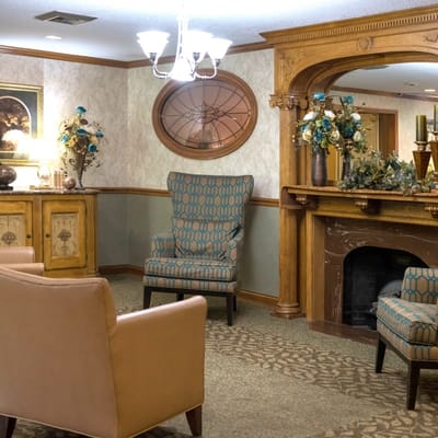 Common area with decorative seating and artwork
