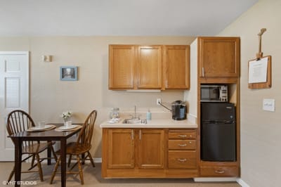 A cozy kitchenette in a resident room