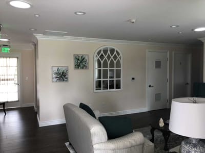 Interior common area with light furnishings