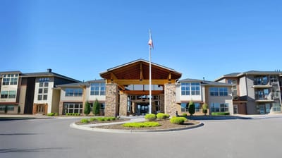 Front entrance of The Ivy at Blue Oaks