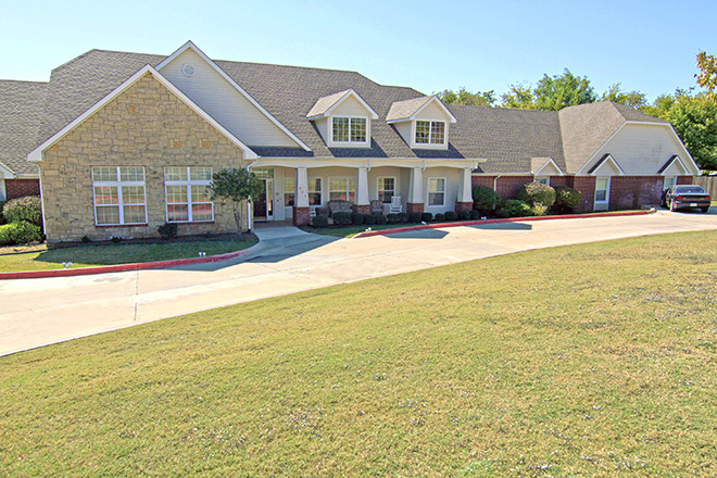 Exterior view of Kyrie Assisted Living's building.