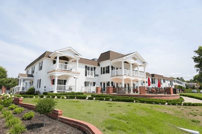 Exterior view of Mari De Villa Retirement Center