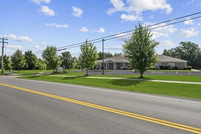 Exterior view of Harton Senior Living facility
