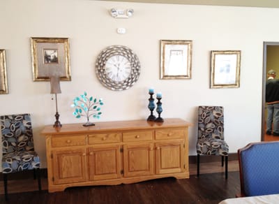 Interior wall decorations in a common area