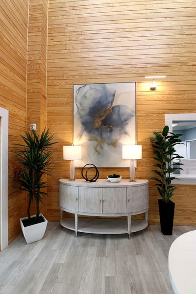 Bright and modern common area with decor and plants