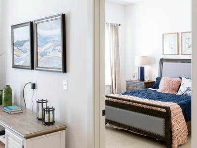 A cozy and well-decorated resident room