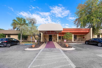 Front entrance of Oakpark Health & Rehabilitation Center.