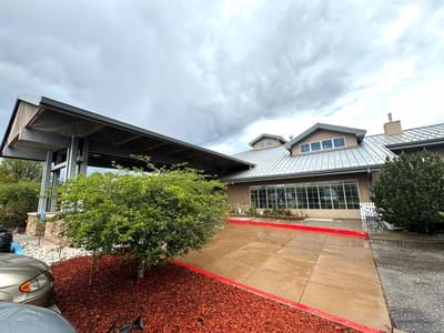 Exterior view of Los Alamos Assisted Living facility