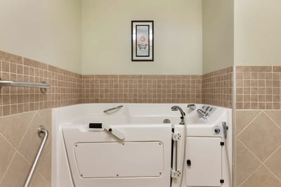 Accessible bathing facility with safety features