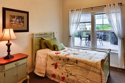 Cozy, well-decorated resident room with a view
