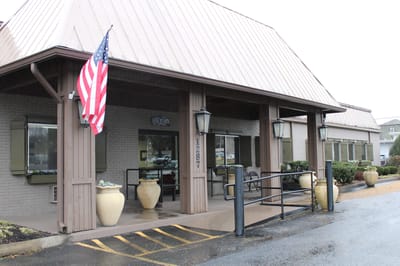 Front entrance of Franklin Manor Nursing Center