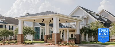 Exterior view of the facility with covered entrance