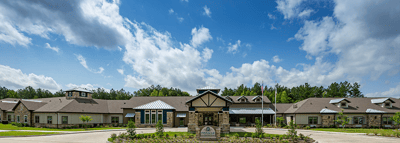 Exterior view of Pinnacle Senior Living facility