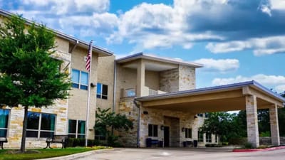 Front entrance of The Legacy at Oak Hill nursing home