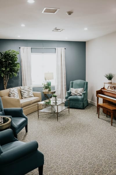 Cozy common area with seating and decorations