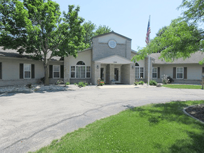 Exterior view of Dimensions Living Stevens Point facility
