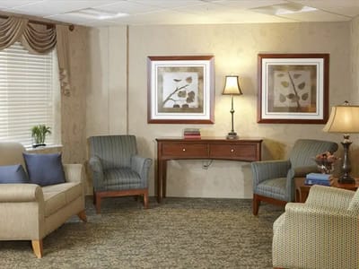 Common area with seating and decorative elements