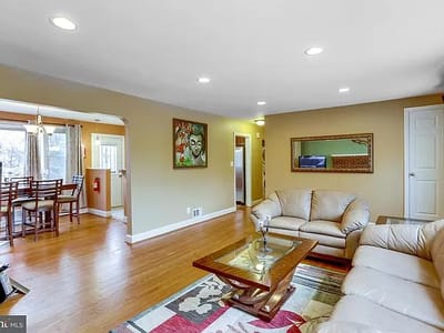 A cozy common area with comfortable seating