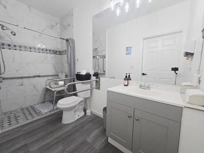 Accessible bathroom in a resident room