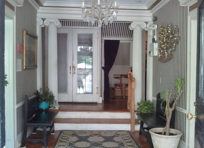 Interior entrance with decor and seating