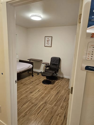 A well-furnished private resident room