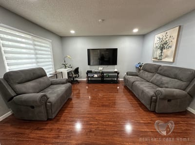 Cozy common area with comfortable seating
