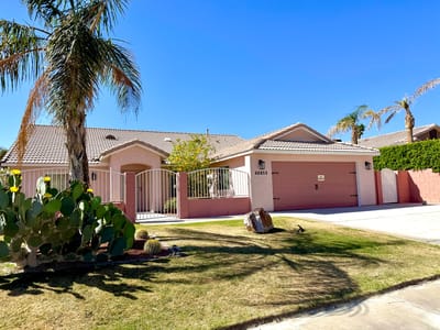 Exterior view of Desert Starlight Senior Care Home