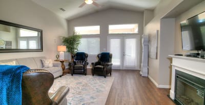 Cozy common area with comfortable seating