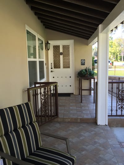 Front entrance of the Oak Garden facility