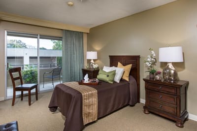 Cozy private resident room with a view