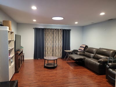 Cozy common area with seating and entertainment options