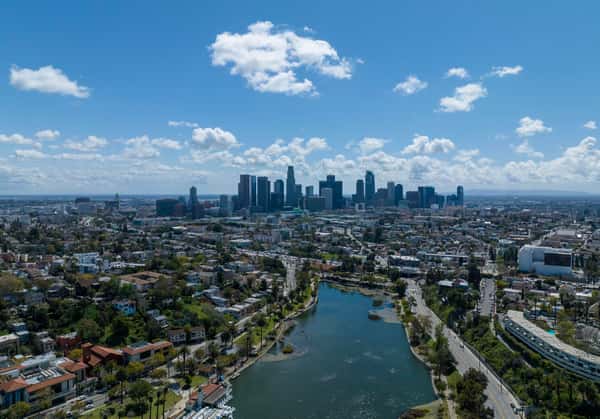 Retirement Homes in Los Angeles, CA