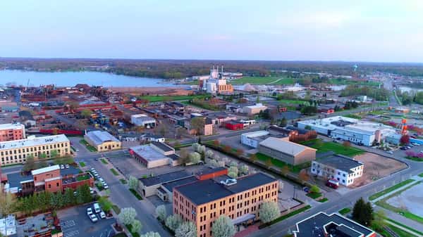 Independent Living in Holland, MI
