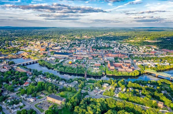 Memory Care in Lewiston, ME