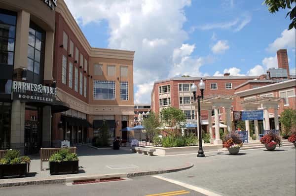 Independent Living in West Hartford, CT