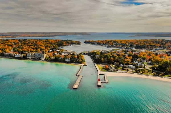 Independent Living in Charlevoix, MI