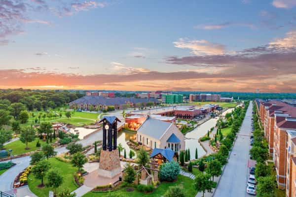 Memory Care in Flower Mound, TX