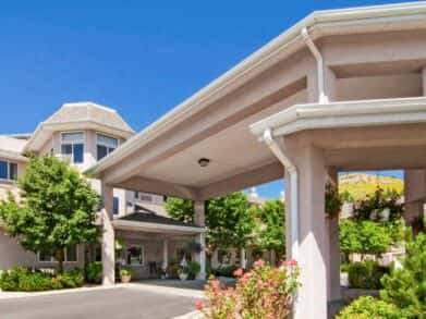 Holiday Hills Estates | Sky Active Living
