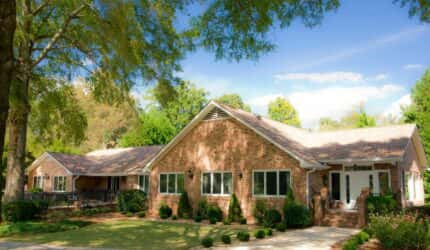 Mayfield Oaks