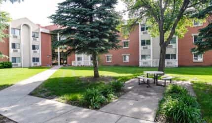 Edgewood Parkwood