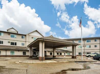 Minot Lodge Senior Living