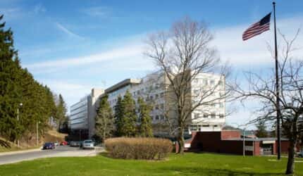 Van Duyn Center for Rehabilitation and Nursing